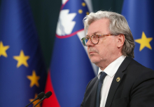 Volk: Dejstva kažejo na neposredno tuje vmešavanje v volitve