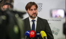 Ministar Ćorić: Financijsku pismenost treba što prije uvesti u školski sustav