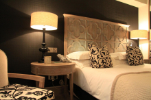 „Gigantischer Schaden“: Gäste kehrten in leergeräumte Hotelzimmer zurück