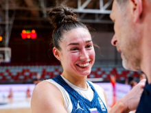 Jasno sporočilo kapetanke Eve Lisec soigralkam