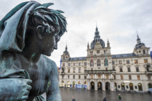 Bilanz der Koalition: Allein heuer gibt die Stadt Graz rund 450 Millionen Euro für Gehälter und Pensionen aus 