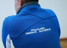 Policijski sindikat: Ministra pozivamo k takojšnji ureditvi delovnopravnega položaja v policiji