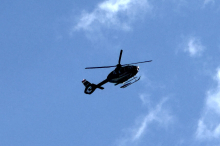 Mann am Bahnhof Bruck niedergestochen - Fahung läuft weiter