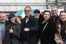 Logar volitve označil za trojni referendum: 