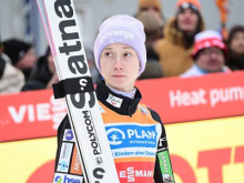 Nika Prevc po napaki zapravila zmago, imeniten ekipni uspeh Slovenk!