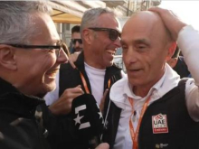 Čustva preplavila šefa UAE Emirates po padcu in zmagi Tadeja Pogačarja v Sanremu