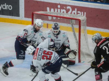 Fehervar izenačil serijo s Celovčani