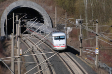Deutscher Bahnverkehr: Verspätungen, Ausfälle, genervte Passagiere: So sollen Züge pünktlicher werden