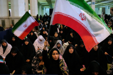 Trump zagrozil Iranu z uničenjem njihovih elektrarn, če v 48 urah ne odprejo Hormuške ožine