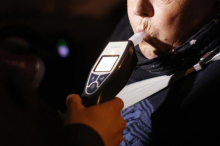 Mopedfahrer nach Kollision mit Pkw verletzt im Krankenhaus 