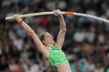 Tina Šutej nocoj naskakuje novo medaljo na svetovnih prvenstvih