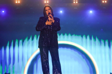 Krebskranke Sängerin: Jessie J verletzt sich am Weg zum Konzert am Kopf