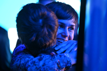 Izidi vzporednih volitev kažejo na zmago Svobode pred SDS-om