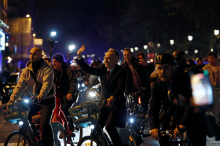 Zmagovalec županskih volitev v Parizu socialist Emmanuel Gregoire