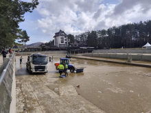 OMILJENO MESTO ZA ODMOR I ŠETNJU: Prolećna akcija čišćenja jezera na Zlatiboru