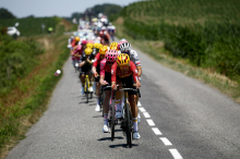 Magnus Cort Nielsen najmočnejši v sprintu druge etape, Govekar 13.