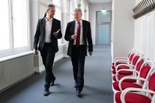 Mit Peter Kaiser verabschiedet sich auch der Mann in seinem Schatten