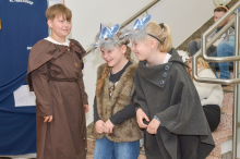 Im Lavanttal: Bischof und Stadtpfarrer bei Theateraufführung 