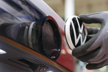 Volkswagen naj bi želel izdelovati komponente za izraelsko orožarsko podjetje