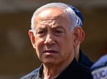 Netanyahu unleashes 48-hour Iran doomsday blitz in secret bunker summit as fears grow he's racing to blow up Trump deal