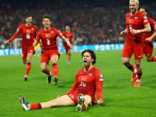 V živo: Turčija prva v finale kvalifikacij, težjo nalogo ima Italija