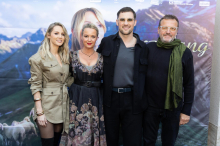 Filmpremiere: Melissa Naschenweng feiert ersten Auftritt als 