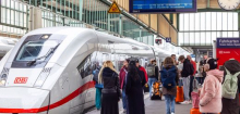 Deutsche Bahn: Mehr Fahrgäste - und noch größerer Milliardenverlust