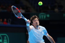 Tennis : Sebastian Ofner arbeitet sich auch ins Alicante-Halbfinale