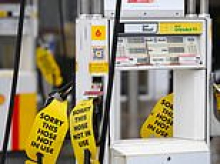 Fed-up truckies demand cash payments as fuel crisis hits new low - while Anthony Albanese prepares to unveil drastic emergency measures