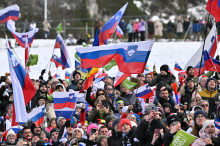 Danes dvojni spored, najprej ob 9.30 ekipna tekma