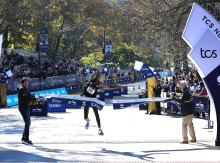 Nekdanjemu zmagovalcu newyorškega maratona petletni suspenz zaradi dopinga