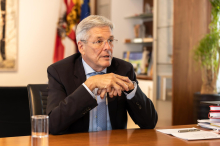 Das Ende einer Ära: Das sagen bekannte Persönlichkeiten zu Peter Kaiser