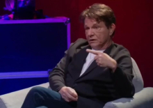 BJELOGRLIĆ NAJAVLJUJE NASILNO SVRGAVANJE VUČIĆA! 