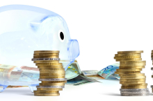 Sparquote sinkt: Haushalte sparen weniger – wegen geringerer Einkommen