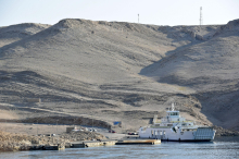 Na Hrvaškem zaradi močne burje motnje v prometu, otok Pag odrezan od kopnega