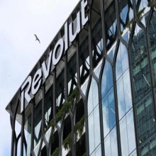 Antitrust, multa a Revolut da 11 milioni: “Messaggi ingannevoli su investimenti e servizi bancari”