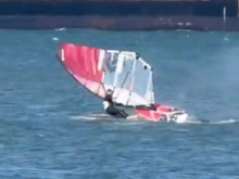 Jadralec trčil v kita v zalivu San Francisco, neverjeten posnetek obkrožil svet #video