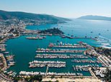 New figures suggest spike in British holidaymakers turning to Turkey for Easter getaways amid Middle East conflict - as desperate firms rush to offer discount deals