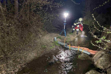 Laßnitzthal: Diesel in Bach: 17 Feuerwehrleute rückte zum Schadstoffeinsatz aus