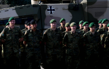 Moški državljani Nemčije potrebujejo vojaško dovolilnico za daljše potovanje iz države