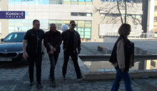 SRBIN KOJI JE JUČE UHAPŠEN DOVEDEN U SUD U PRIŠTINI: U toku sednica za određivanje pritvora