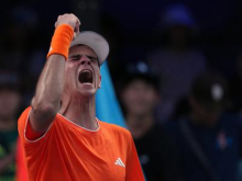 Španski najstnik do prvenca, presenečenje v Charlestonu