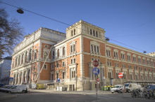 Abschluss über Inflation gefordert: Banken-KV: Vor der vierten Runde ruft Gewerkschaft zur Kundgebung