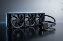 Bakreni titan v ledenem oklepu: Test Alphacool Eisbaer AURORA 420