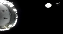 Orion le še 30.000 kilometrov oddaljen od Meseca