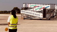 Aeroporto senza cherosene, l’alert a Brindisi. Limitazioni a Reggio Calabria e Pescara