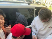 Luka Dončić si je v Madridu vzel čas tudi za navijače