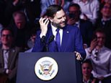 'Embarrassing' moment Trump sends JD Vance to voicemail mid-speech amid high-stakes Iran peace talks