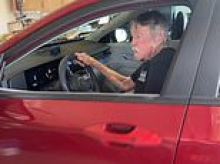 Frail Arizona man, 80, works as full-time Lyft driver to pay his and wife's medical bills
