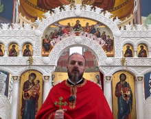 Đaci mislili da rade test, a profesor ih naučio životnoj lekciji: Na komadu papira objasnio suštinu života - Svi se zanemeli zbog ovih reči